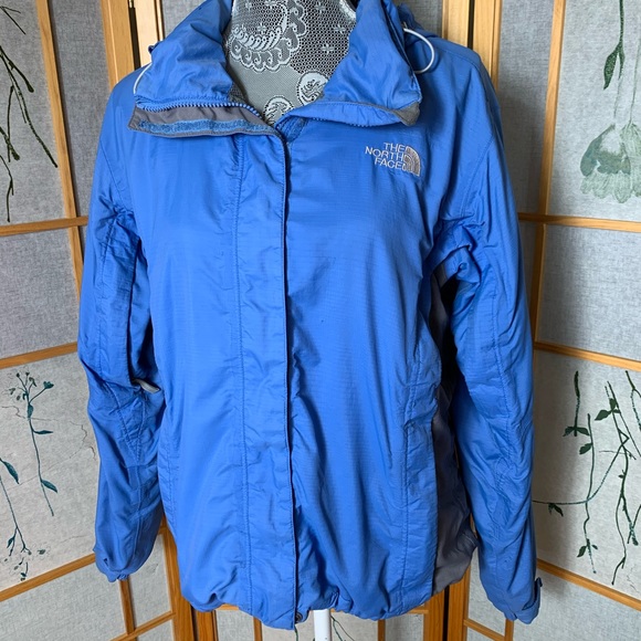 The North Face Blue Windbreaker Jacket. - Picture 2 of 8